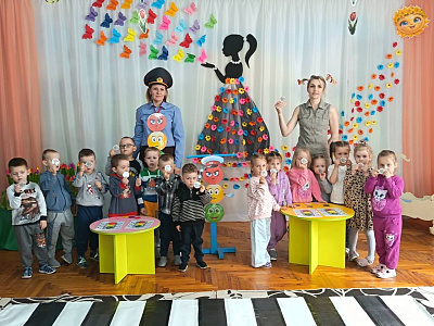 Напомнили ребятам о безопасности на дороге